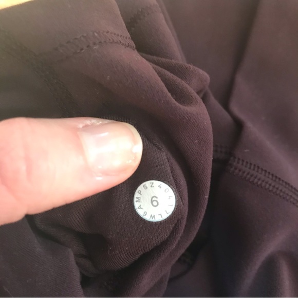 Lululemon Athletica Purple and Black Leggings, EUC, 6 - Picture 12 of 12